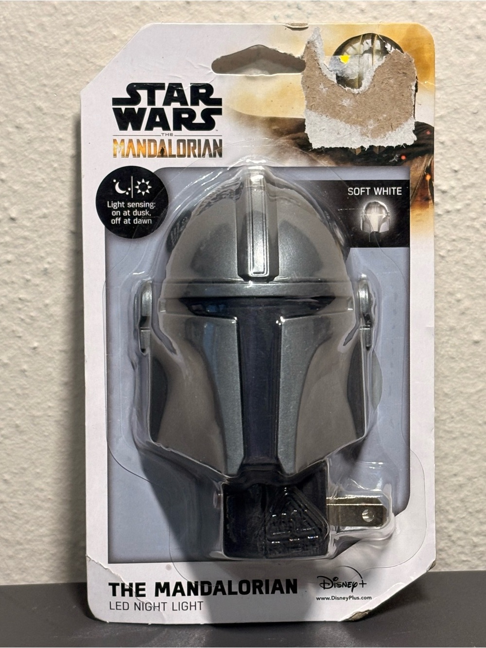 Star Wars The Mandalorian Helmet‎ LED Night Light - Silver/Black